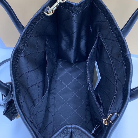 MICHAEL KORS 
Mirella Medium Pebbled Leather Tote Bag BLACK COLOR - Picture 14 of 15